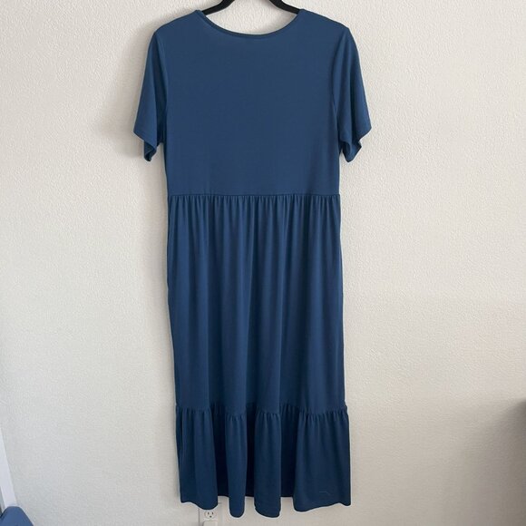 Tiered Maxi Dress - Picture 3 of 5